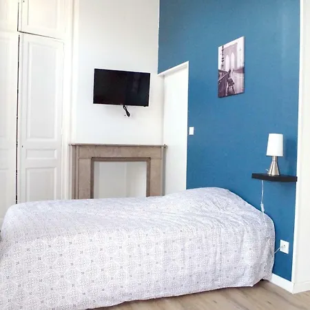 Holiday Rue De La Poste 3 Roubaix